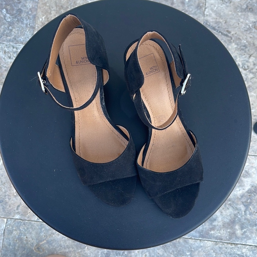 14rh & Union Wedge Sandal Size 5.5 - BLACK